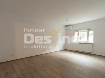 Apartament cu doua camere, decomandat, Soarelui. 
