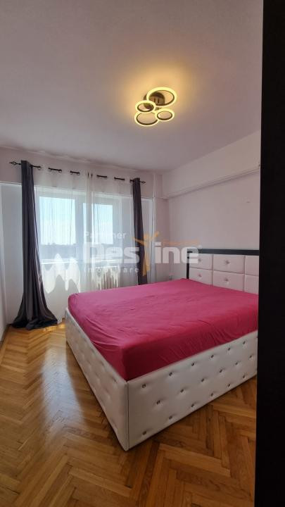 Apartament 3 camere decomandat ultracentral