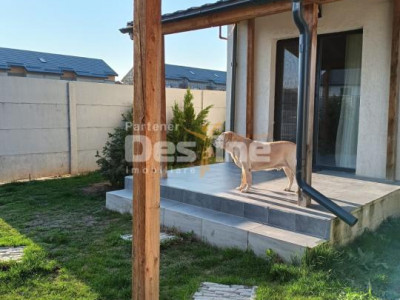 CASA 4 CAMERE RENOVATA ,UTILATA 