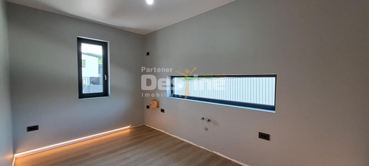   Visani  , COMISION 0%, Casa P+1  