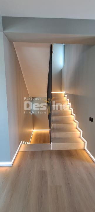   Visani  , COMISION 0%, Casa P+1  