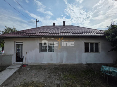CASĂ DE VÂNZARE IN MIRSID