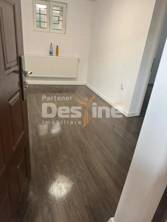 CASA 2 CAMERE CU CURTE COMUNA 