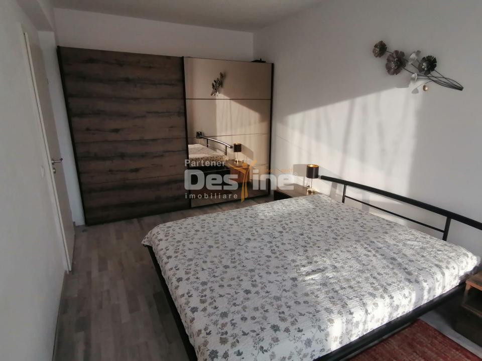 Apartament cu 2 camere decomandat, cu balcon si loc de parcare,   Avantgarden 3 
