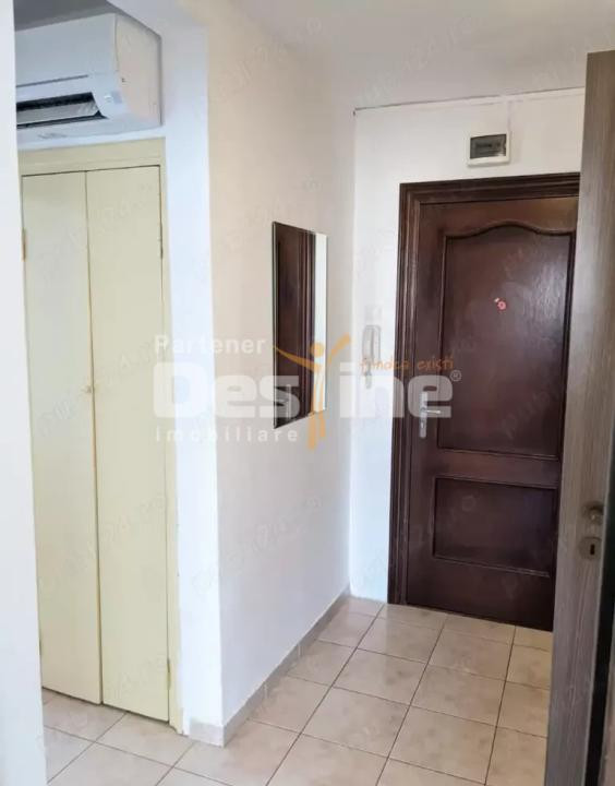  Apartament cu 2 camere decomandate in Complex 