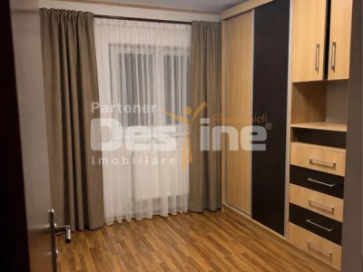 Apartament de vanzare mobilat si utilat