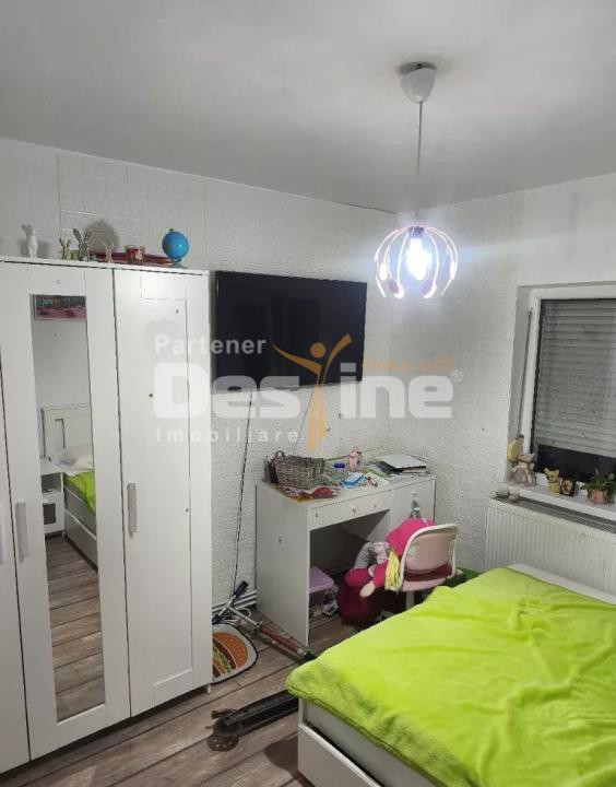 Apartament 3 camere 73 Mp