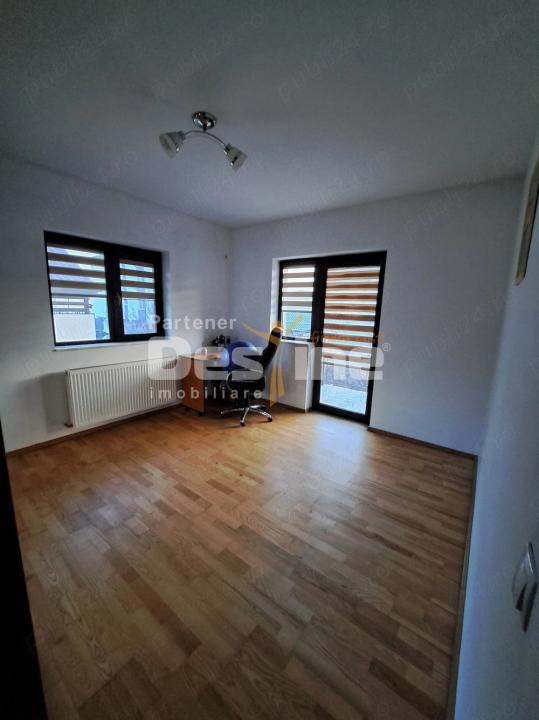 CASA  INDIVIDUALA 4 CAMERE 