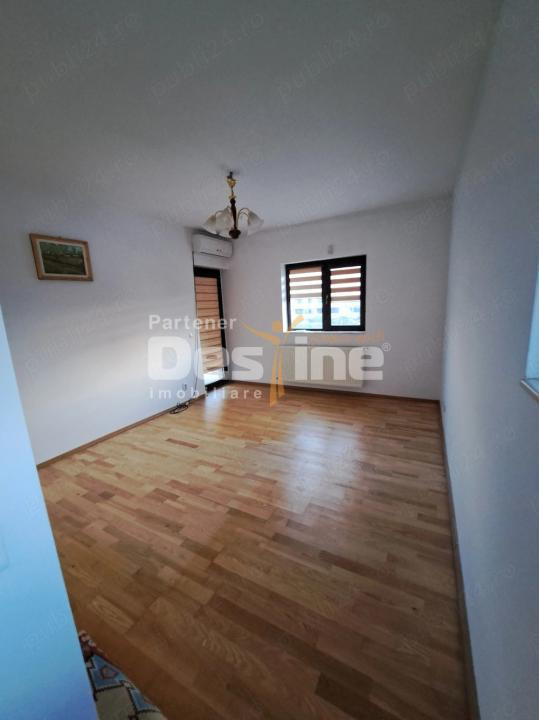 CASA  INDIVIDUALA 4 CAMERE 
