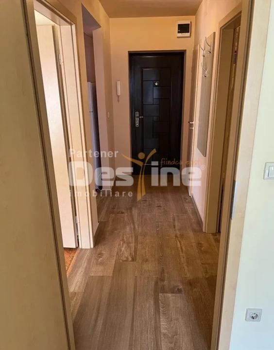 Închiriem apartament central 2 camere