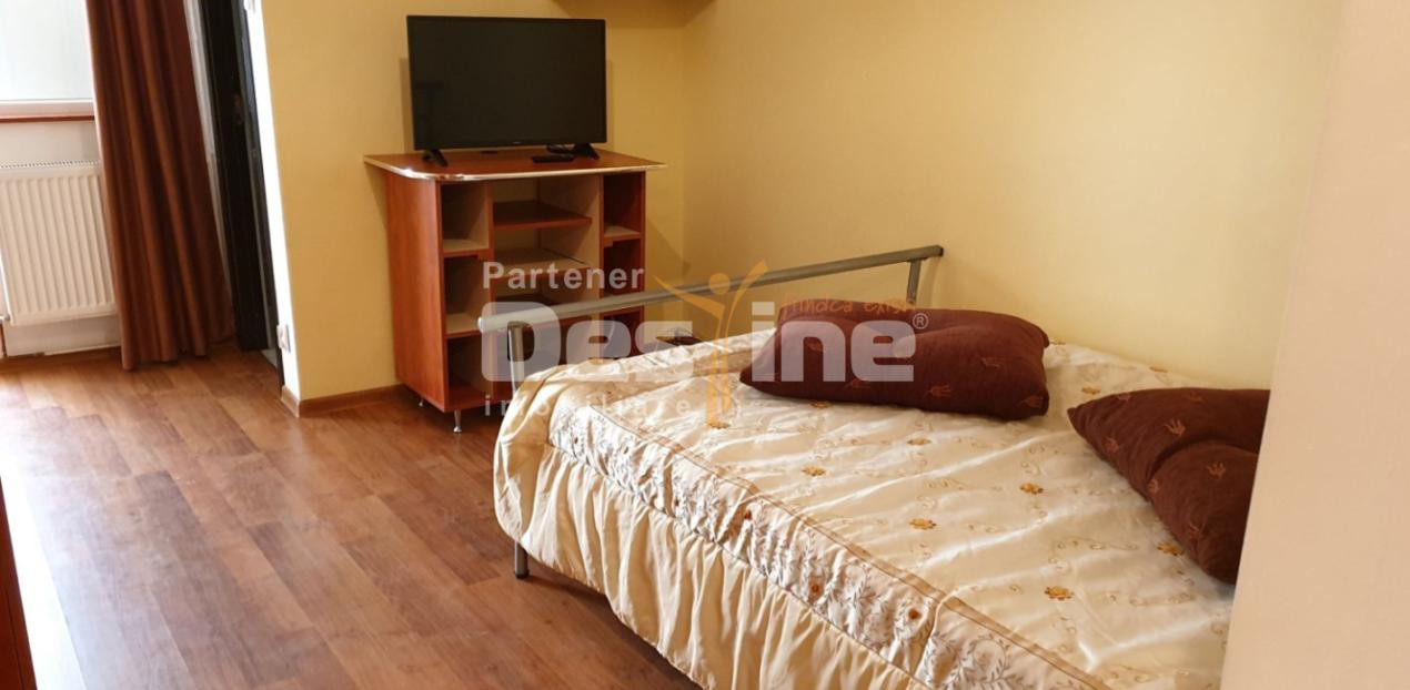 Garsonieră de închiriat | Galata | Etaj 2 | Centrală proprie | Mobilată și utila