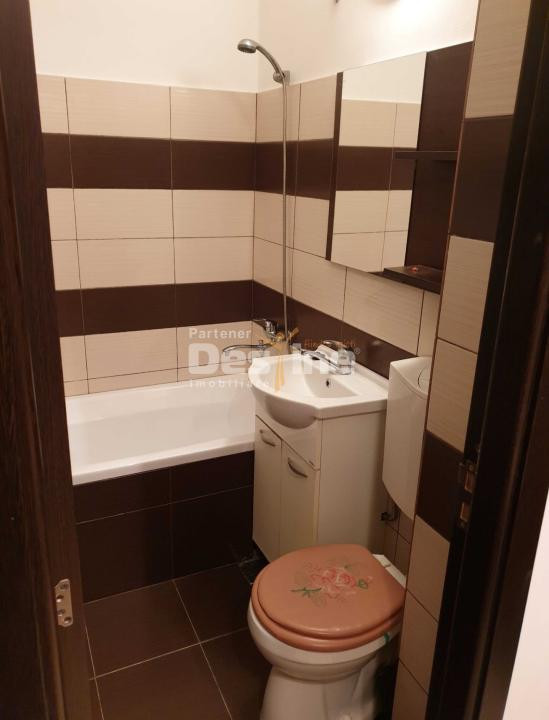 Garsonieră de închiriat | Galata | Etaj 2 | Centrală proprie | Mobilată și utila