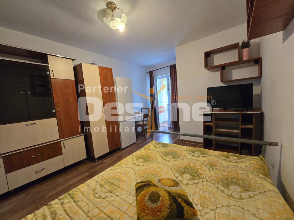 Garsonieră de închiriat | Galata | Etaj 2 | Centrală proprie | Mobilată și utila