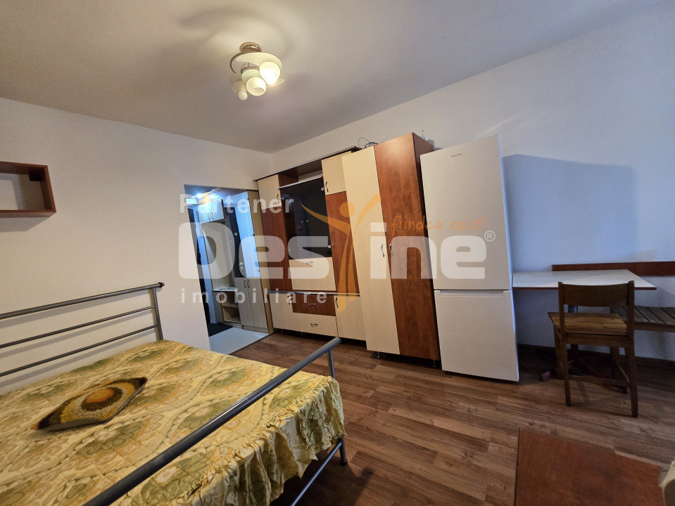 Garsonieră de închiriat | Galata | Etaj 2 | Centrală proprie | Mobilată și utila