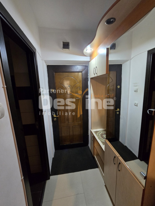 Garsonieră de închiriat | Galata | Etaj 2 | Centrală proprie | Mobilată și utila