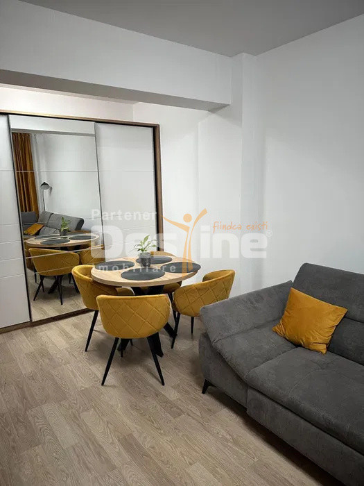 Apartament 2 camere decomandat,  boxa si loc de parcare inclus, Tractorul-Coresi