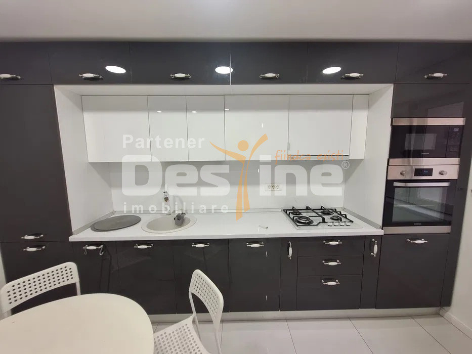 Rahova-Malcoci | 3 camere | 70mp | et 10 | loc parcare | 115.000 euro