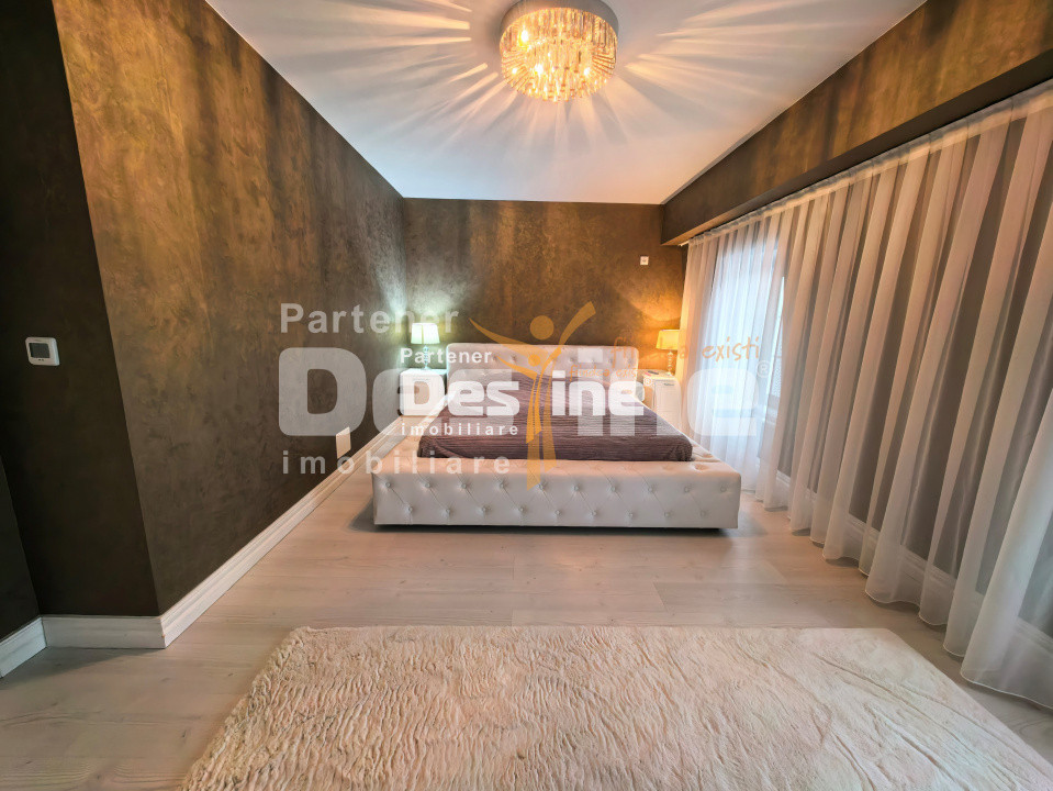 Duplex modern cu design britanic 7 camere D+P+1+M 160 mp