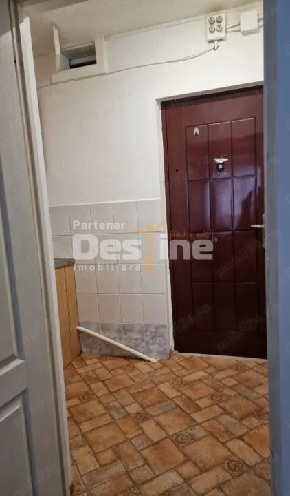 Vand garsoniera 22 mp utili, Aradului 39000 euro