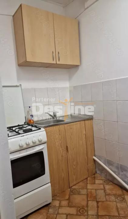 Vand garsoniera 22 mp utili, Aradului 39000 euro