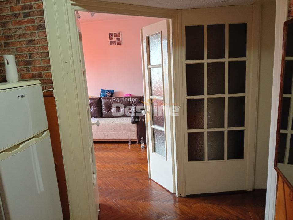 apartament 2 camere decomandat (centrala si AC), Bd. N. Titulescu