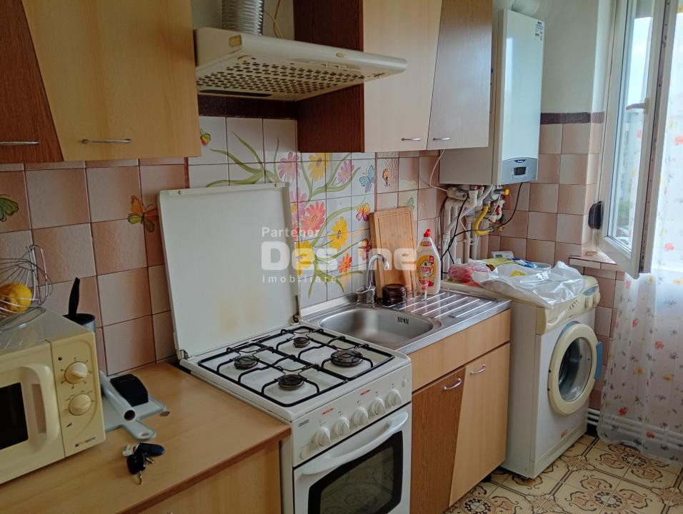 apartament 2 camere decomandat (centrala si AC), Bd. N. Titulescu