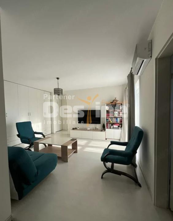Inchiriez apartament 2 camere, Eso Giroc