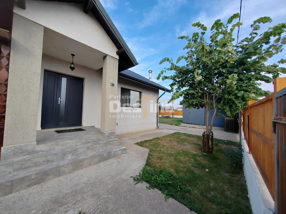 VOROVEȘTI - Casă individuală P+POD + 573 mp teren