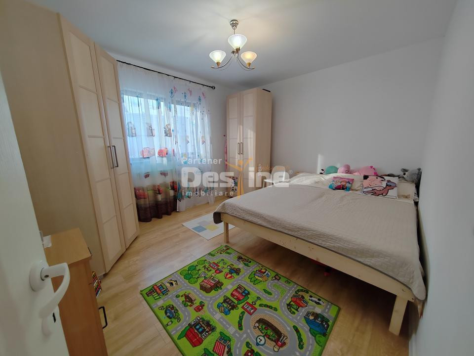 VOROVEȘTI - Casă individuală P+POD + 573 mp teren