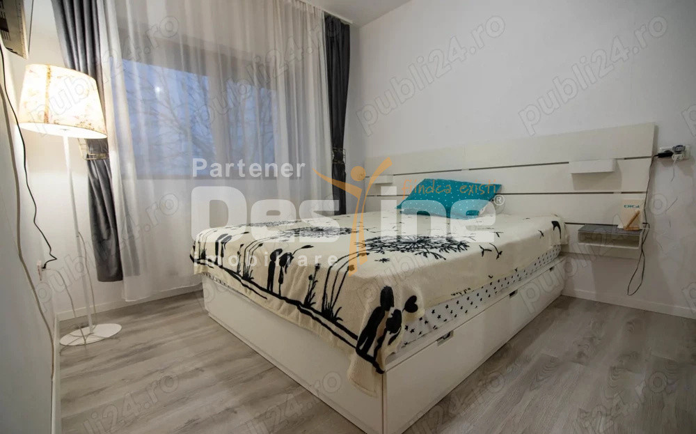Oferim spre vânzare duplex despartit prin camera tehnica