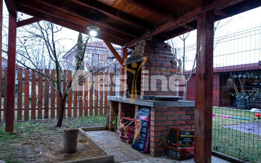 Oferim spre vânzare duplex despartit prin camera tehnica