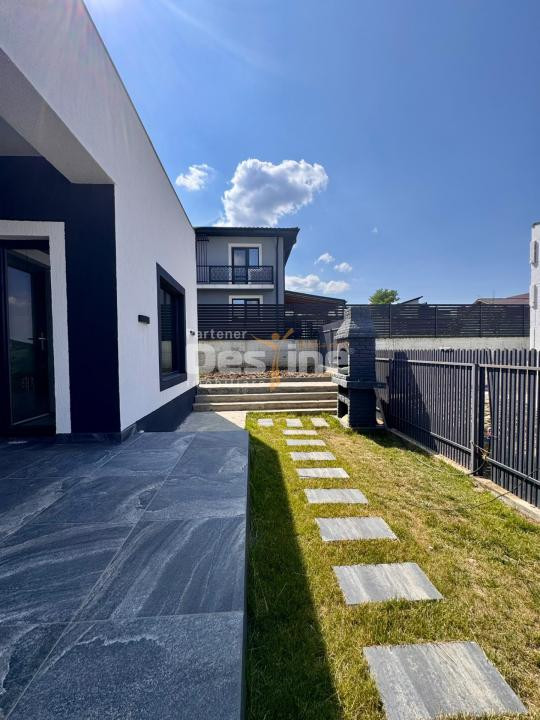 Casă individuală 4 camere, în Cartier - 124mp utili, teren - 450mp