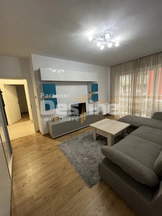 Apartament cu 2 camere decomandat, etaj intermediar, balcon cartierul Tractorul 