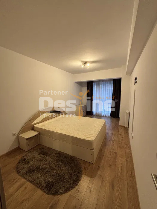 Apartament cu 2 camere decomandat, etaj intermediar, balcon cartierul Tractorul 