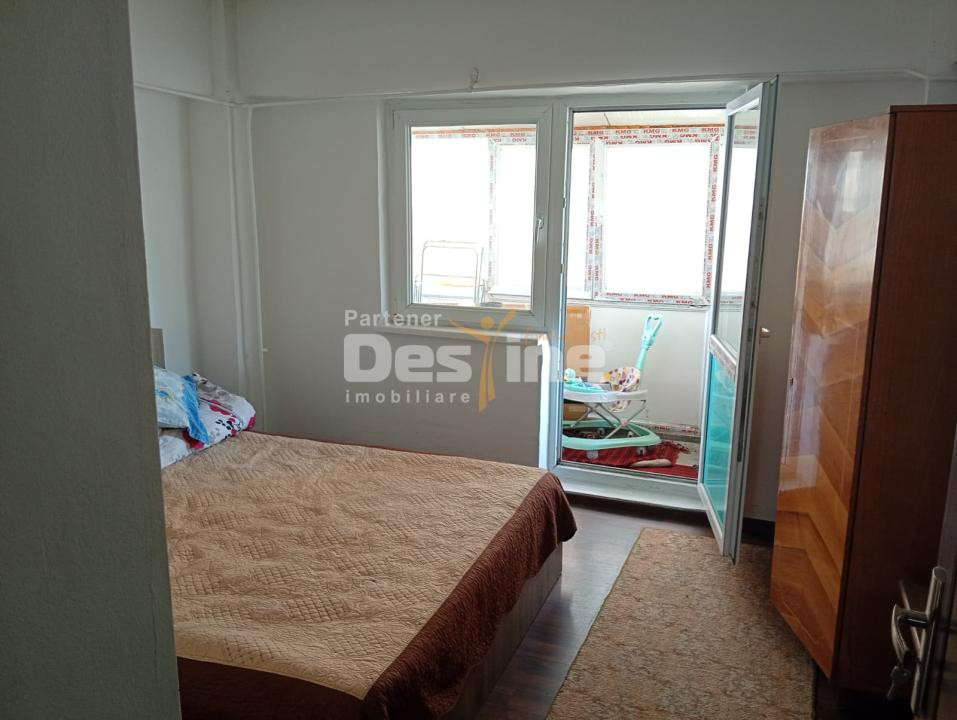apartament 2 camere decomandat, Craiovita