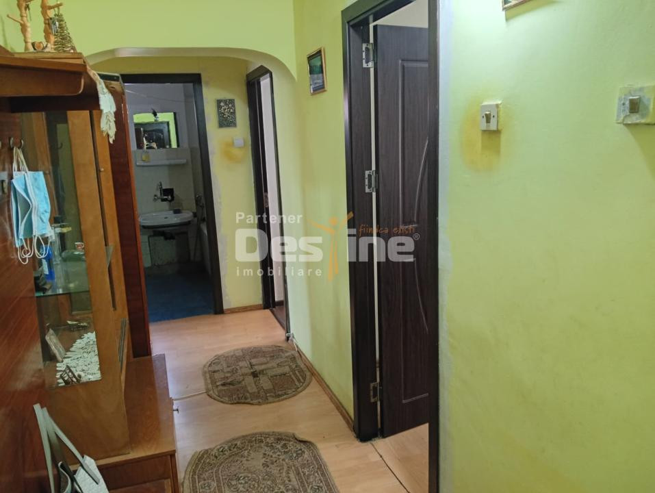 apartament 2 camere decomandat, Craiovita
