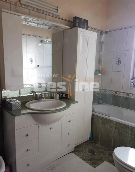 Apartament decomandat 3 camere zona centrală, Timișoara
