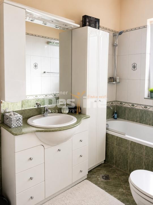 Apartament decomandat 3 camere zona centrală, Timișoara