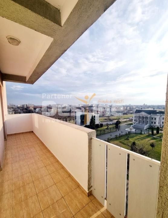 Vand apartament 2 camere 77mp  calea Torontalului