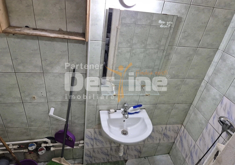 Închiriere sau vânzare garsoniera complex. Et2, 25 mp,
