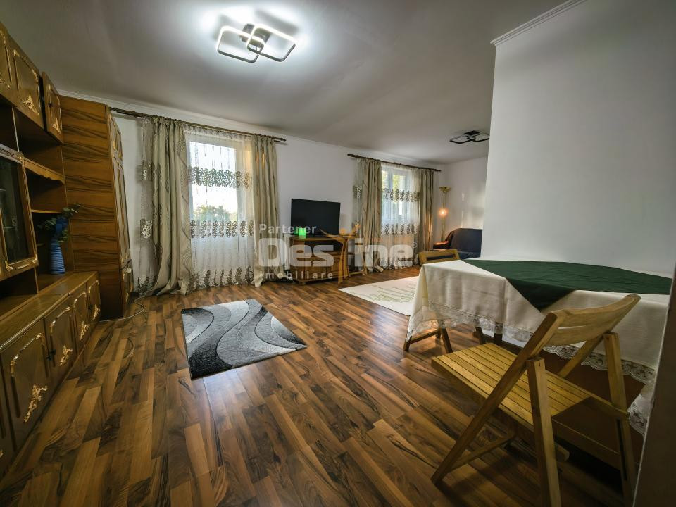 Casă individuală 4 camere 2 garaje 150 mp + anexa și gradina