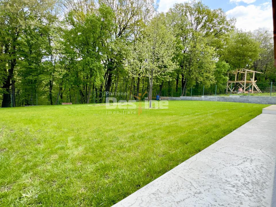 BÂRNOVA - Casă individuală P+POD, 156 mp + 1000 mp teren
