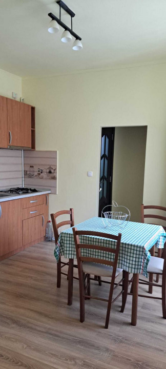 Apartament de închiriat pe termen lung în Brașov - 2 camere, central