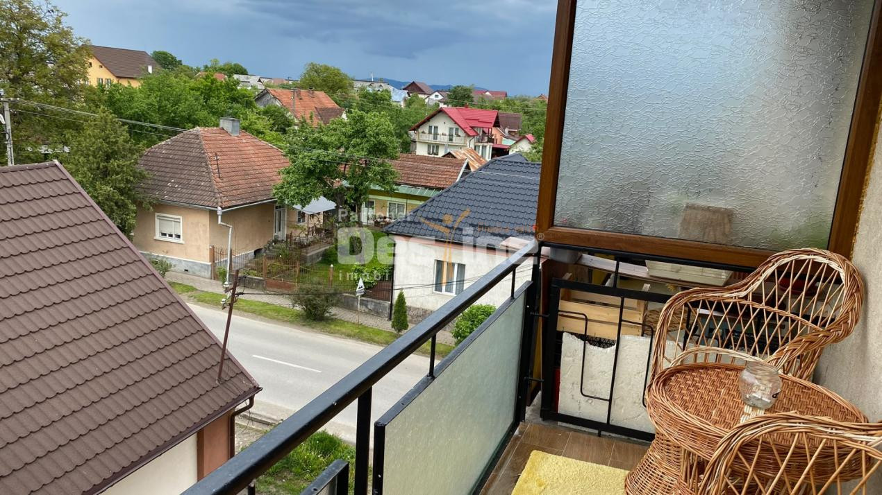 Vindem apartament 3 camere Ocna Șugatan 68 mp