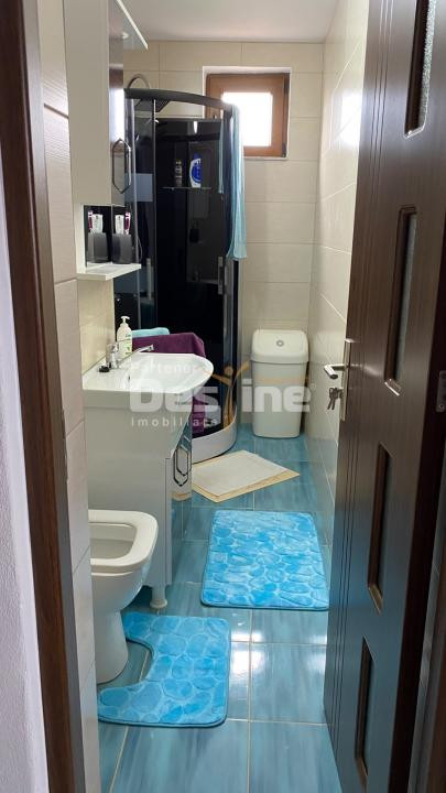 Vindem apartament 3 camere Ocna Șugatan 68 mp