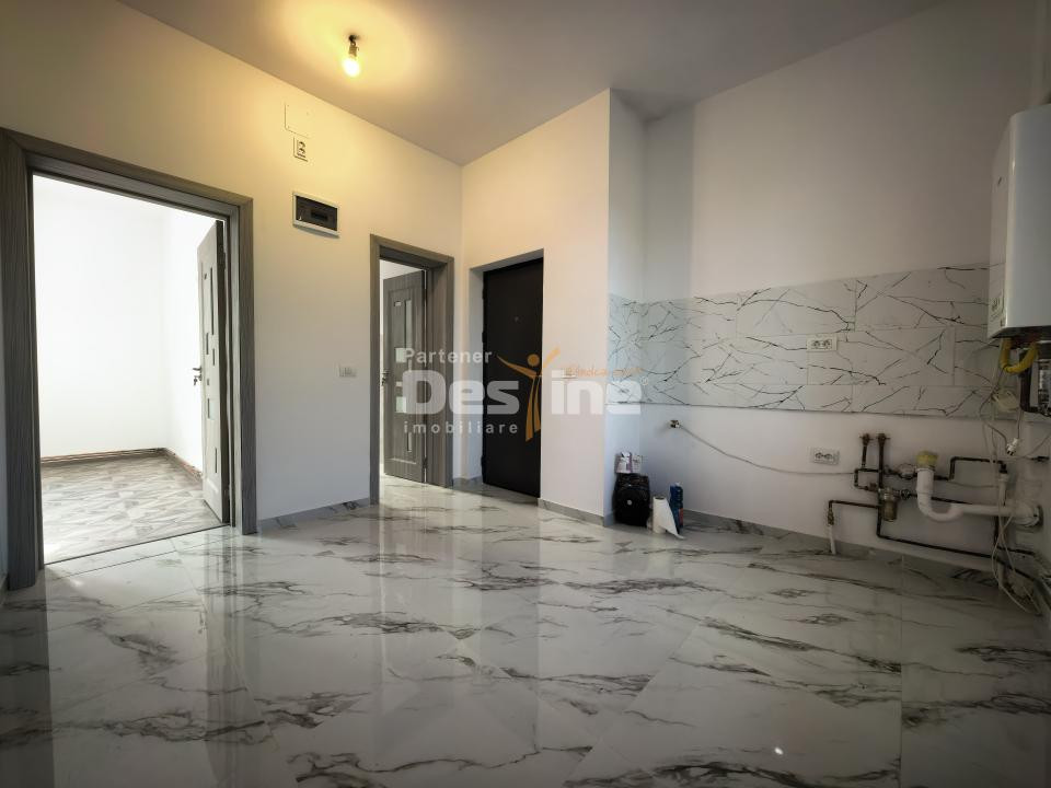 Apartament 2 camere 43 mp renovat complet, etaj 1 + curte