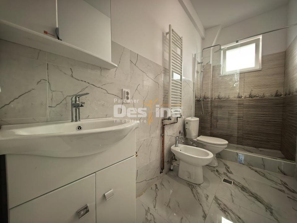 Apartament 2 camere 43 mp renovat complet, etaj 1 + curte