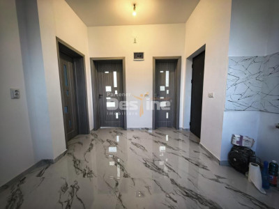 Apartament 2 camere 43 mp renovat complet, etaj 1 + curte