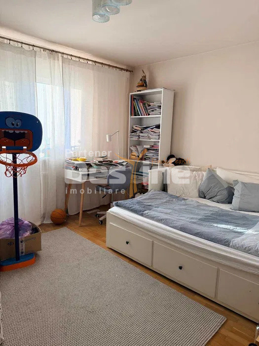 Apartament 3 camere - Nerva Traian - Bloc 1994 - 2 băi 