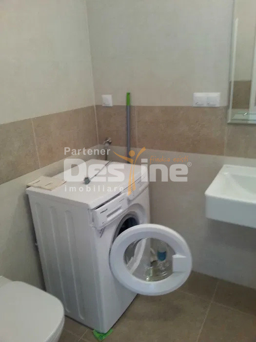 Studio - etaj intermediar cu balcon boxa, loc de parcare situat in Kasper Coresi